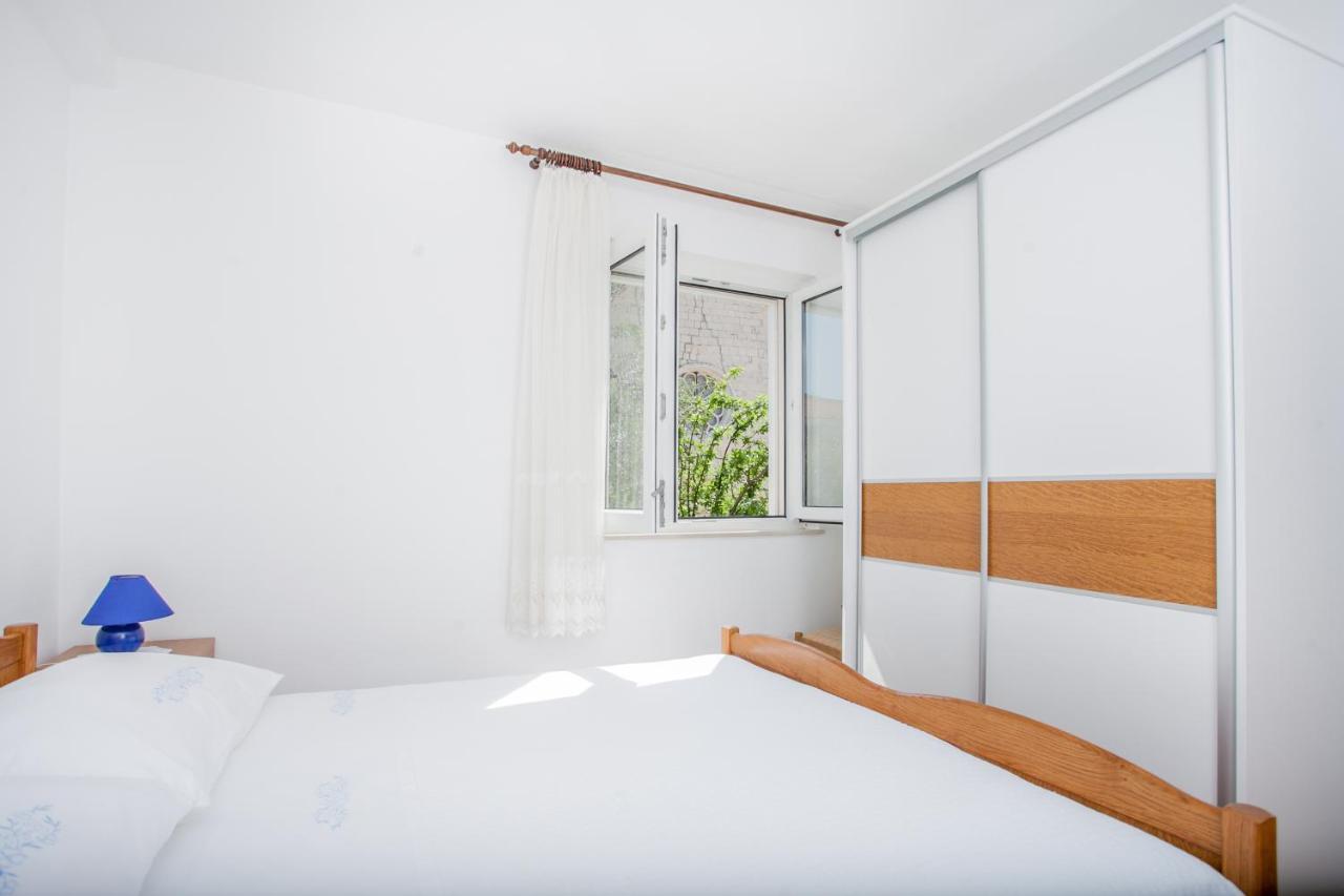 Apartments Ivomar 特罗吉尔 外观 照片